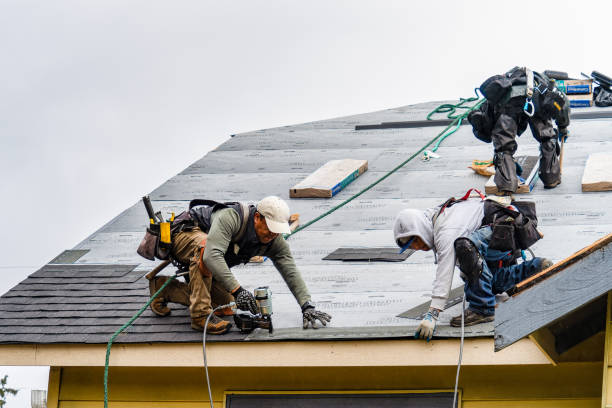 Professional Gutter Installation technician working in Posen, IL
